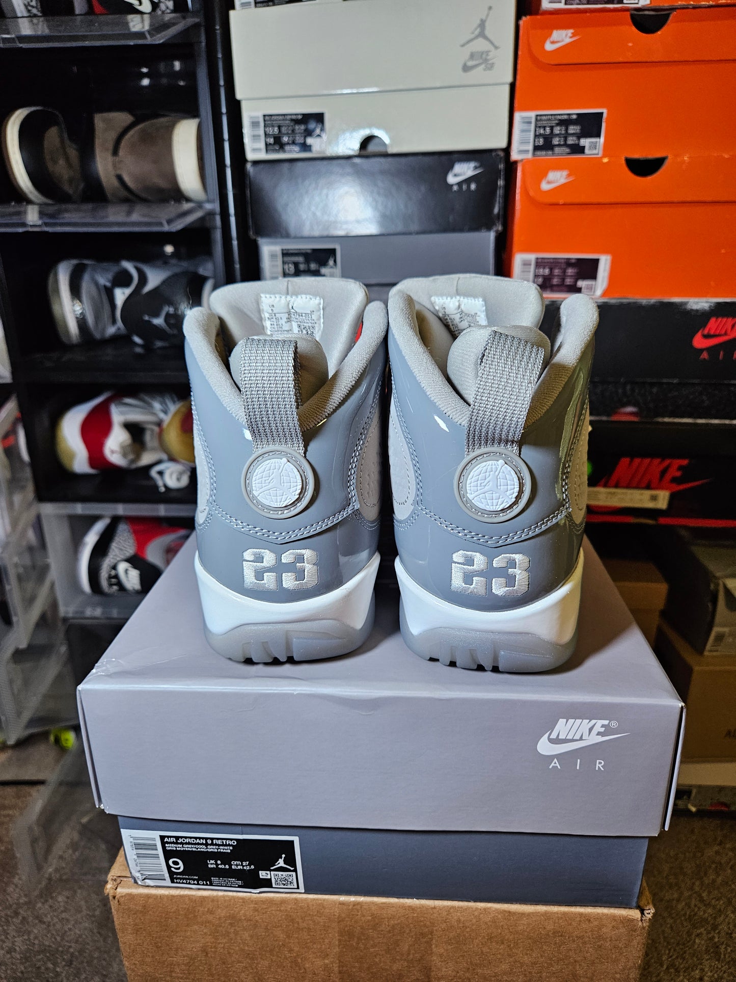 Size 9 - AJ 9 Retro 2025 Cool Grey