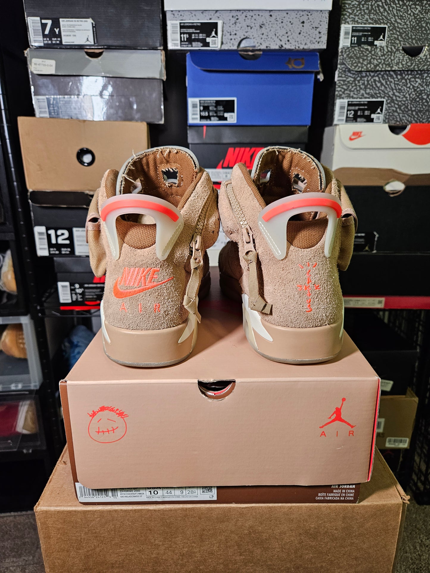 Size 10 - Jordan 6 Retro x Travis Scott Mid British Khaki