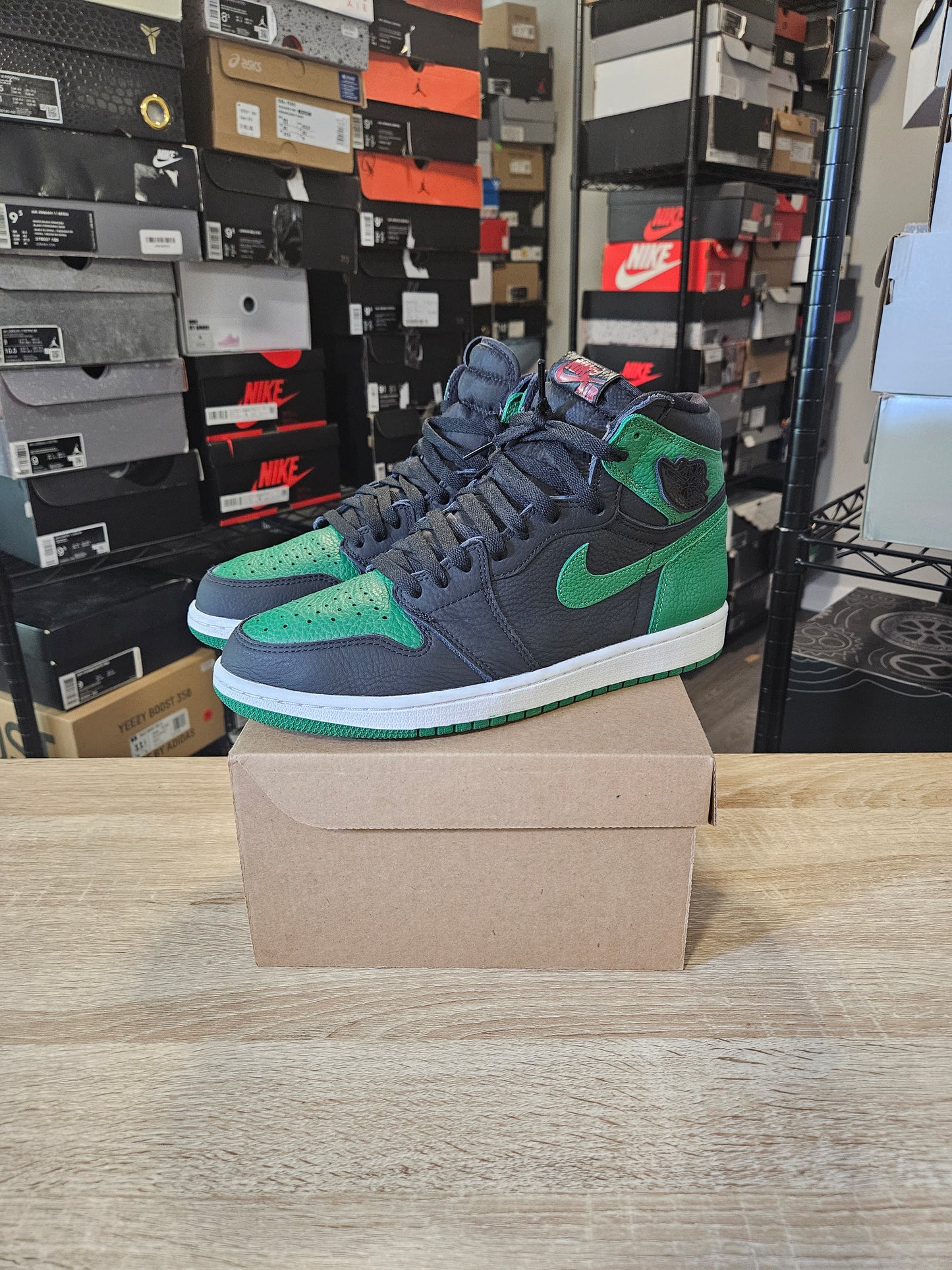 Size 9.5 - AJ 1 Retro OG High Pine Green 2.0