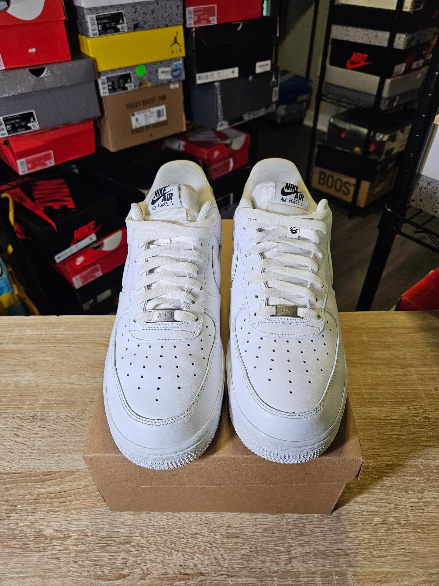 Size 10.5 - AF 1 FlyEase White