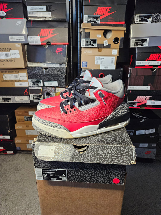 Size 9.5 - AJ 3 Retro SE Mid Unite