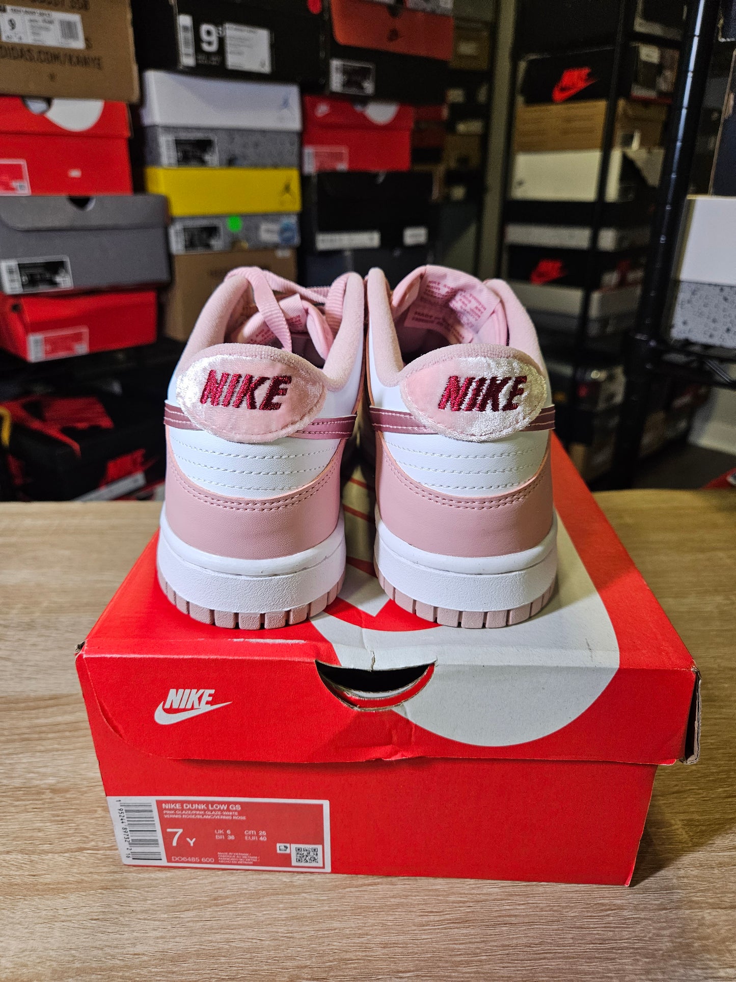 Size 7Y - Dunk Low Pink Velvet