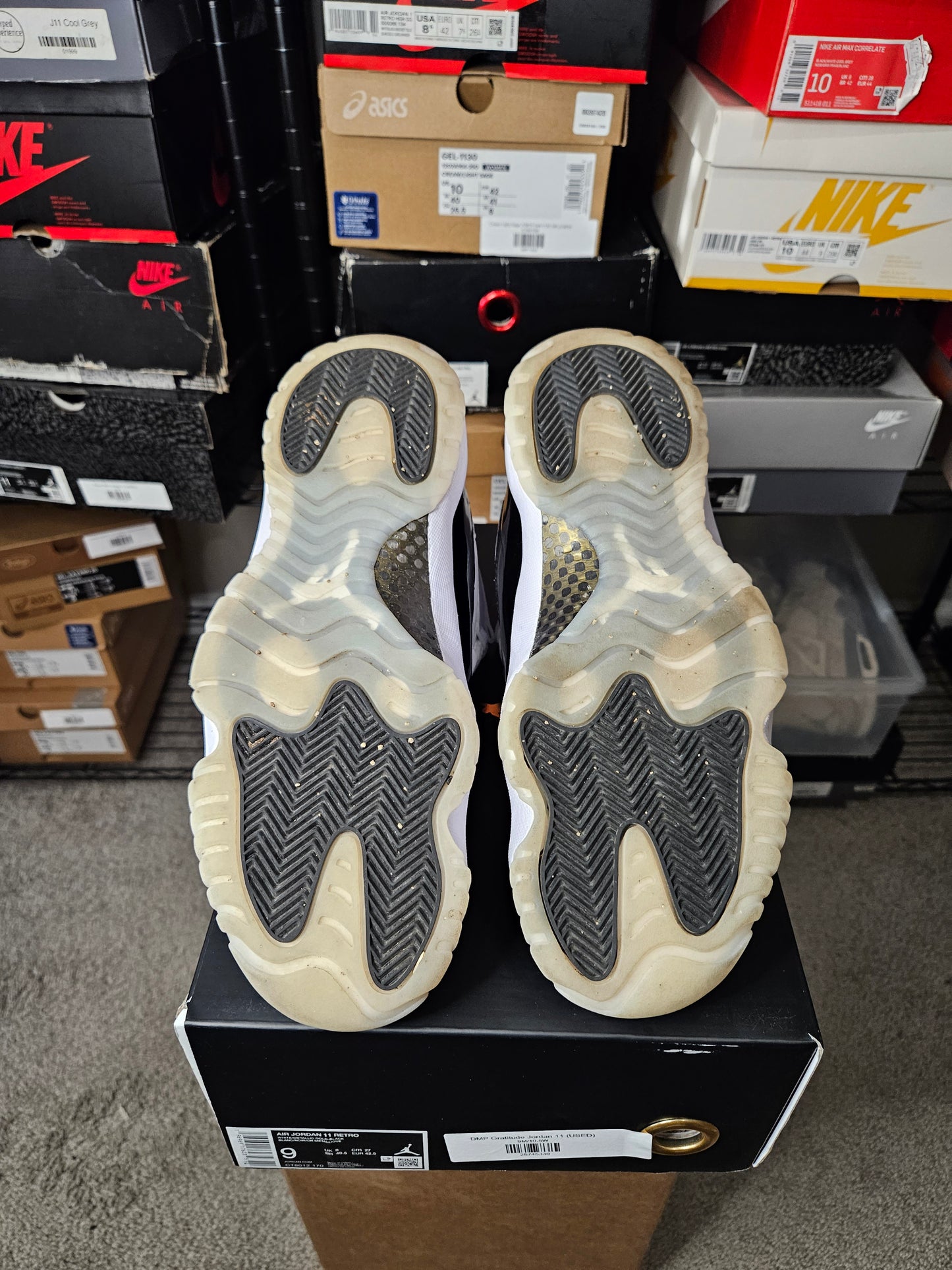 Size 9 - AJ 11 Retro Mid Gratitude / Defining Moments