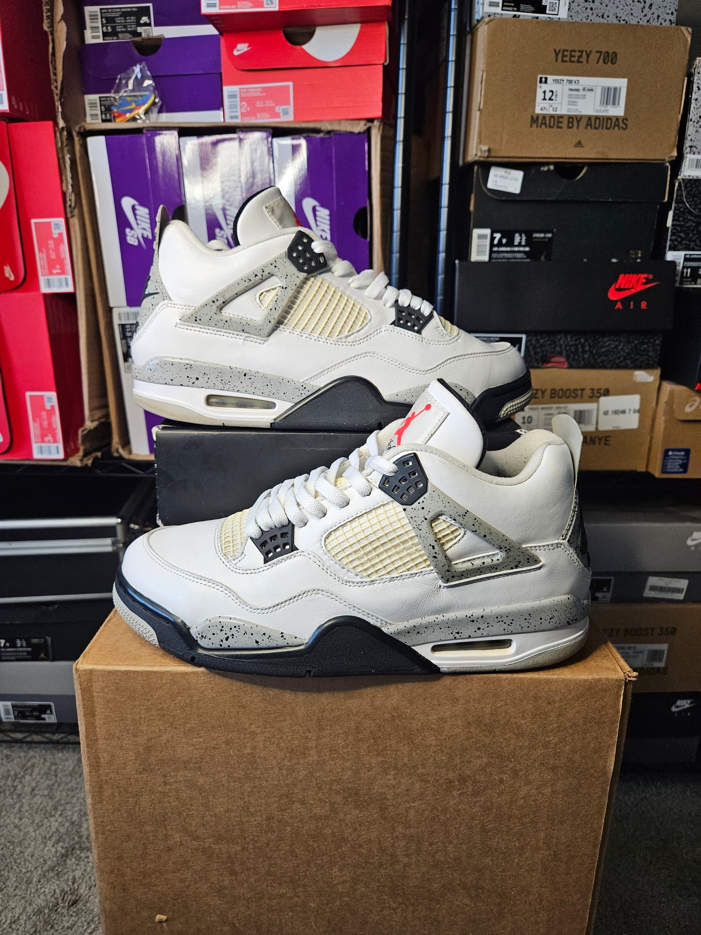 Size 11.5 - AJ 4 Retro OG Mid White Cement