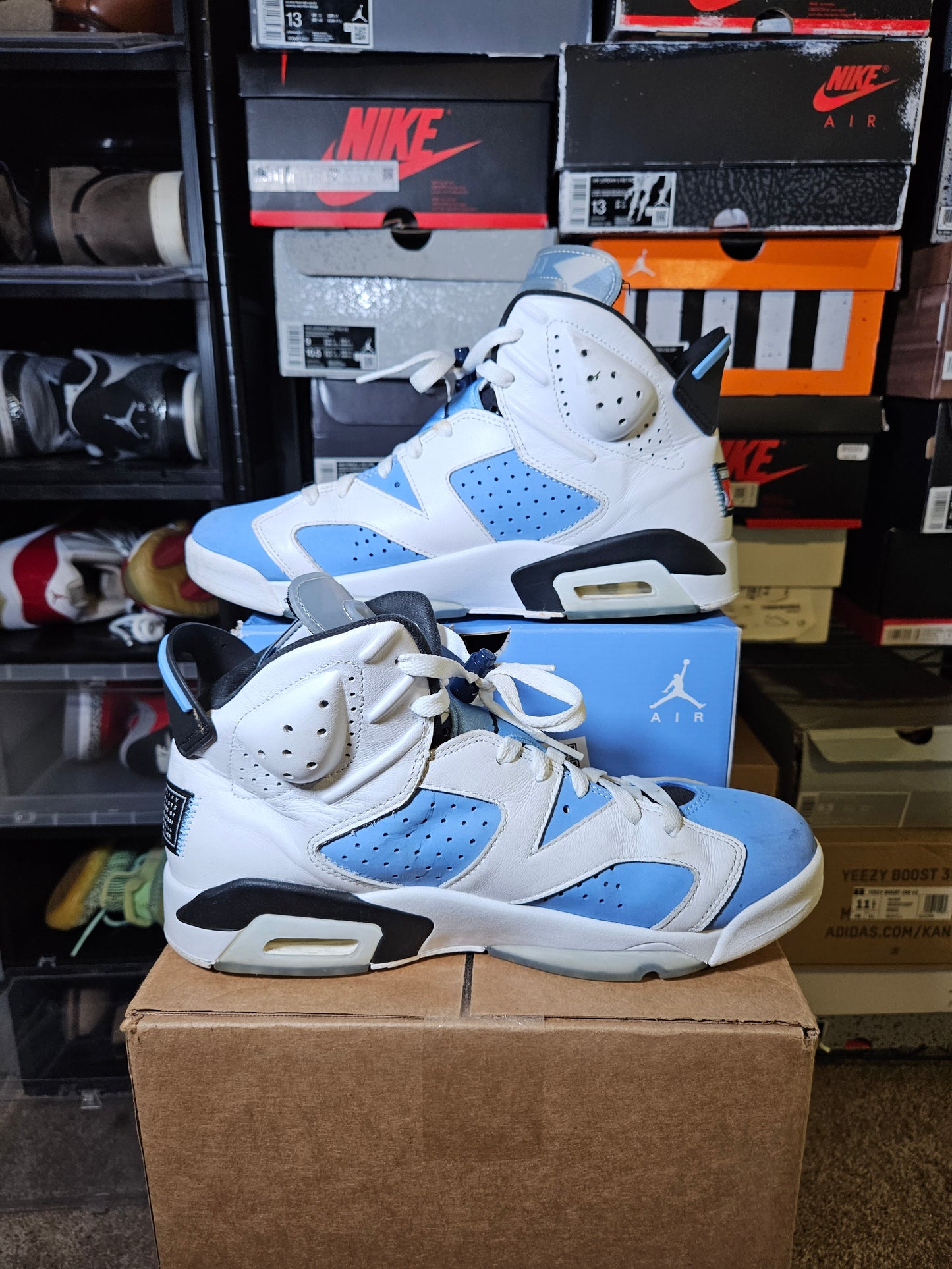 Size 10 - AJ 6 Retro UNC