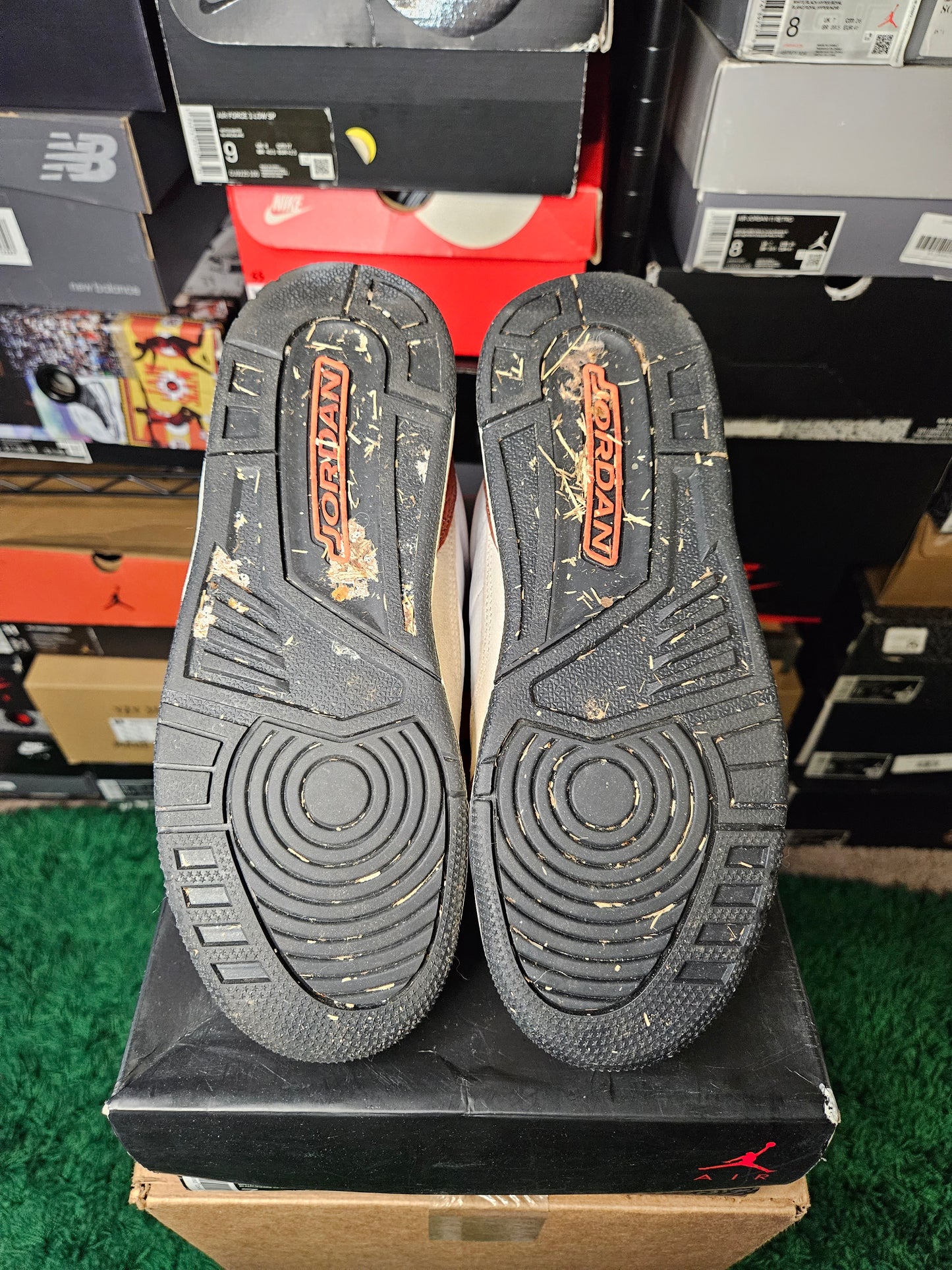 Size 7 - AJ 3 Retro Mid Dunk On Mars