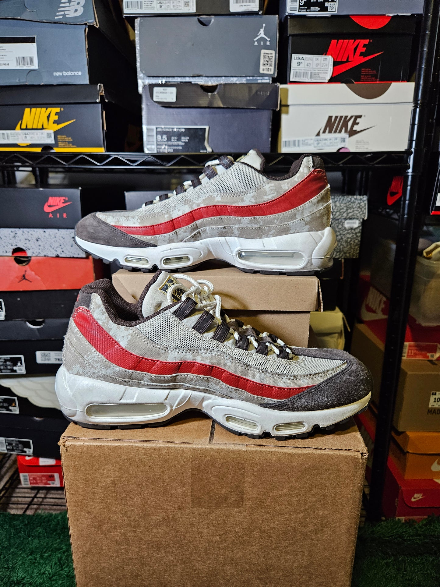 Size 11.5 - Air Max 95 Social FC
