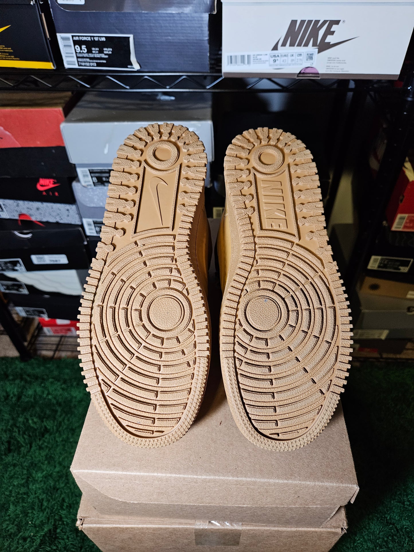 Size 8.5 - Path Winter Wheat