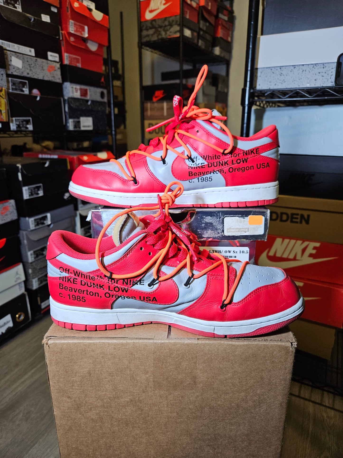 Size 10.5 - Dunk Low x OFF-WHITE University Red 2019