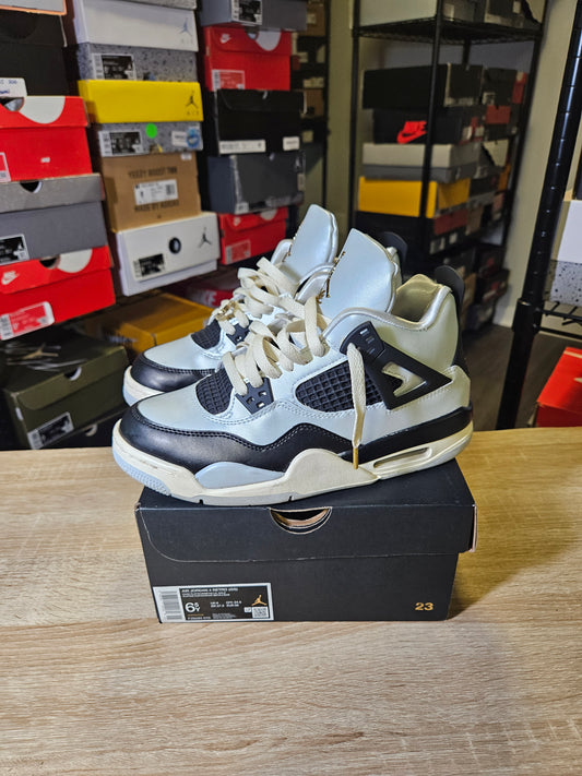 Size 7 - AJ 4 Retro Platinum Gold