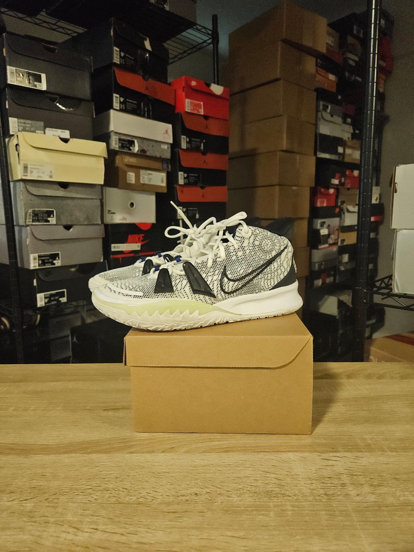 Size 10.5 - Kyrie 7 Brooklyn Beats