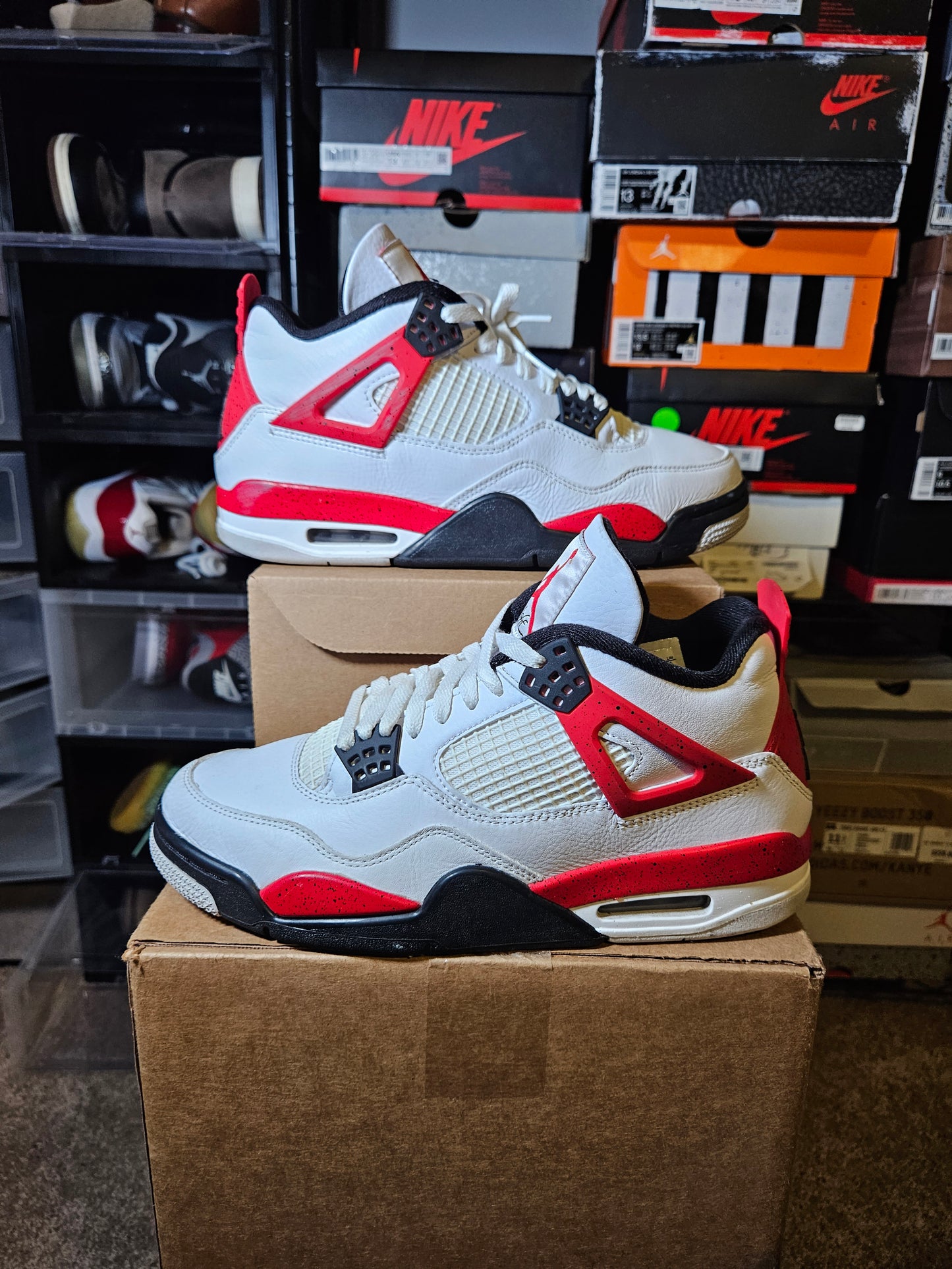 Size 9 - Jordan 4 Retro Mid Red Cement