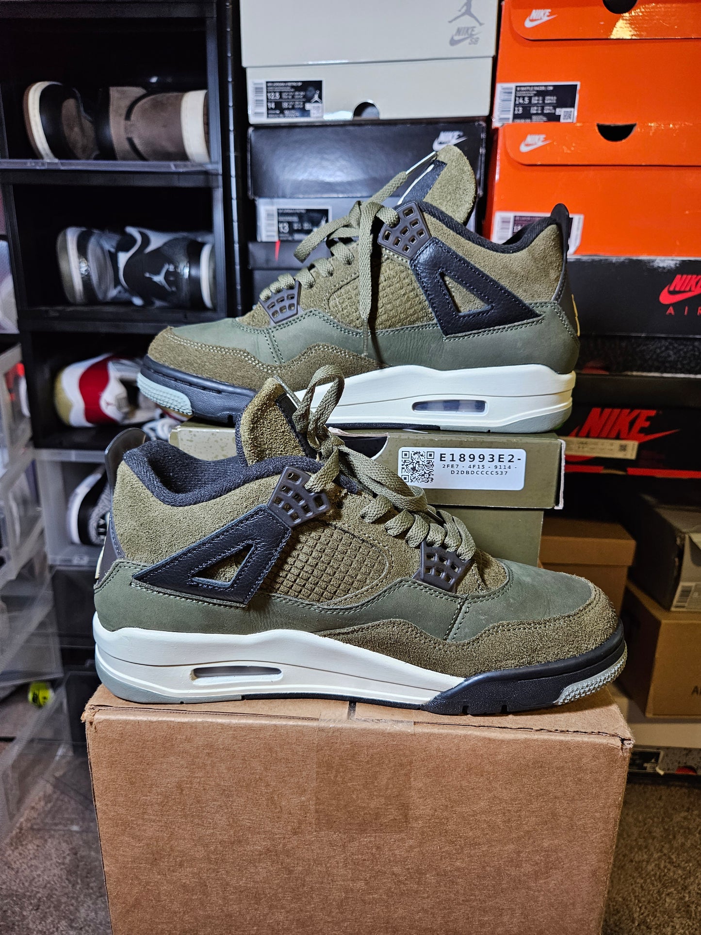 Size 9.5 - AJ 4 SE Retro Low Craft - Olive