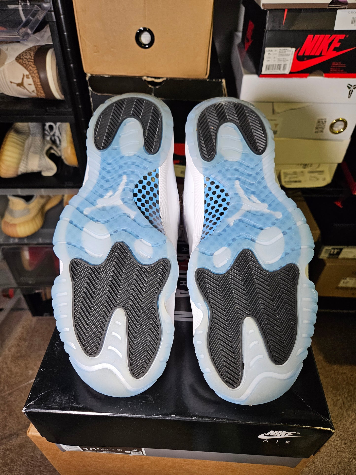 Size 10.5 - AJ 11 Retro 2024 Legend Blue / Columbia