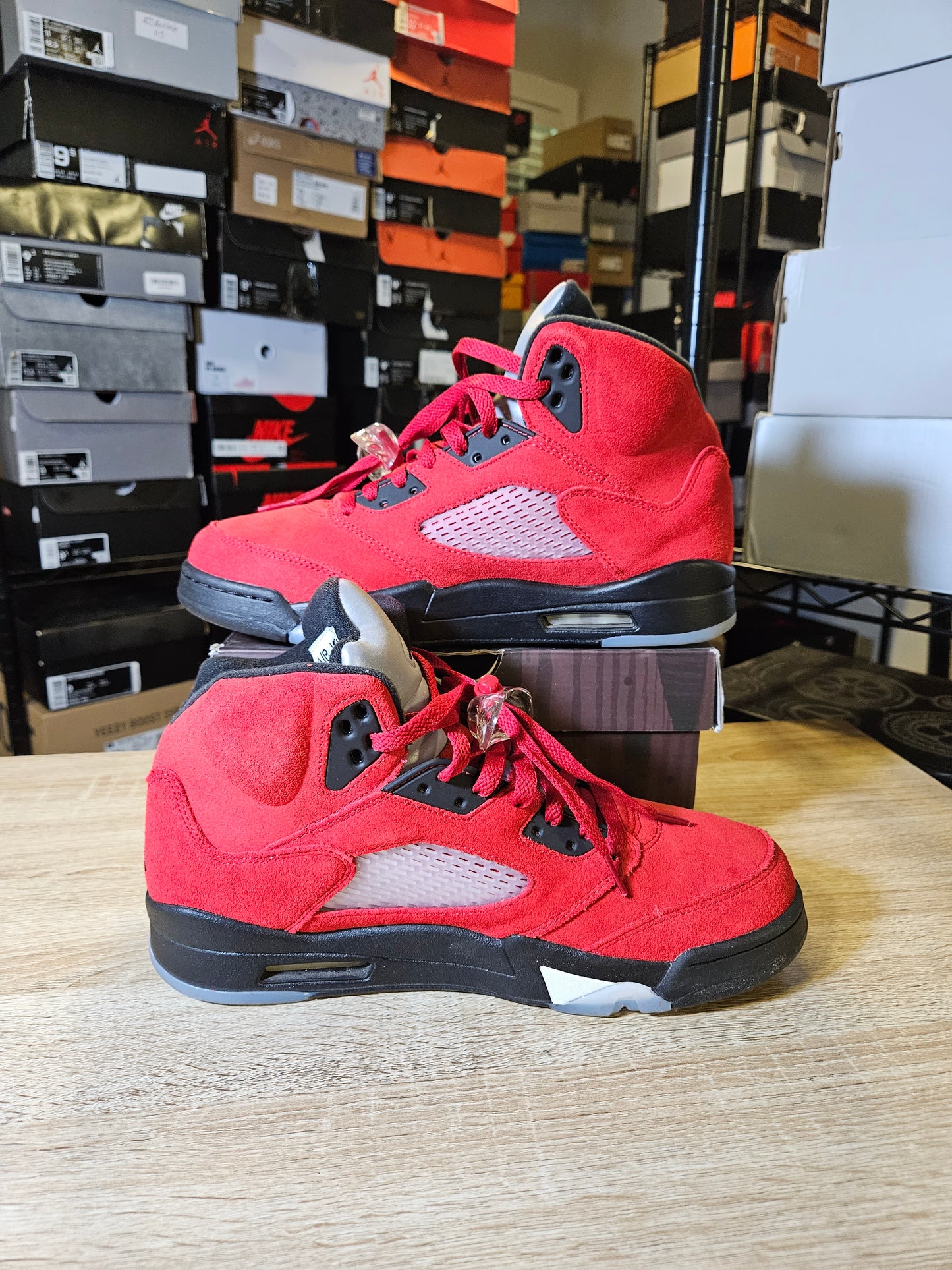 Size 10 - AJ 5 Retro Mid Raging Bull