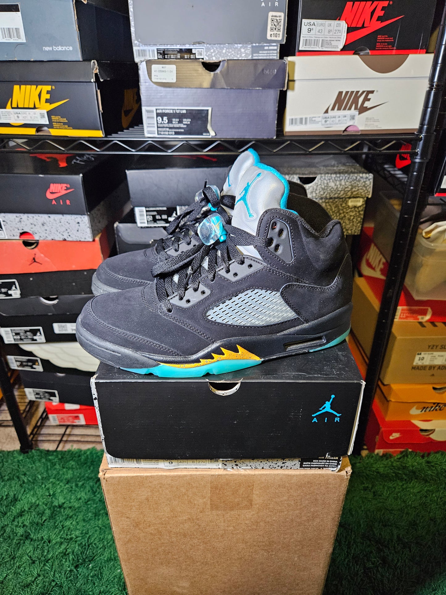Size 9 - AJ 5 Retro Mid Aqua