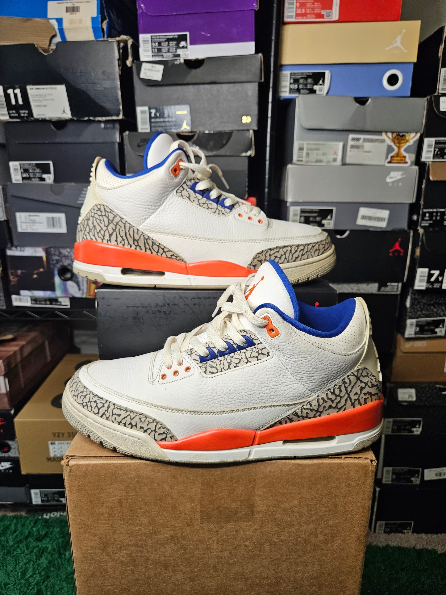 Size 11 - AJ 3 Retro Knicks