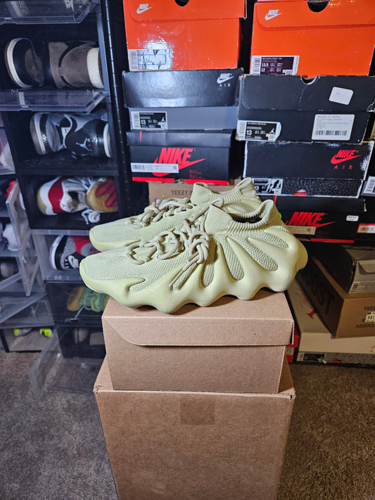 Size 9.5 - YZY 450 Resin