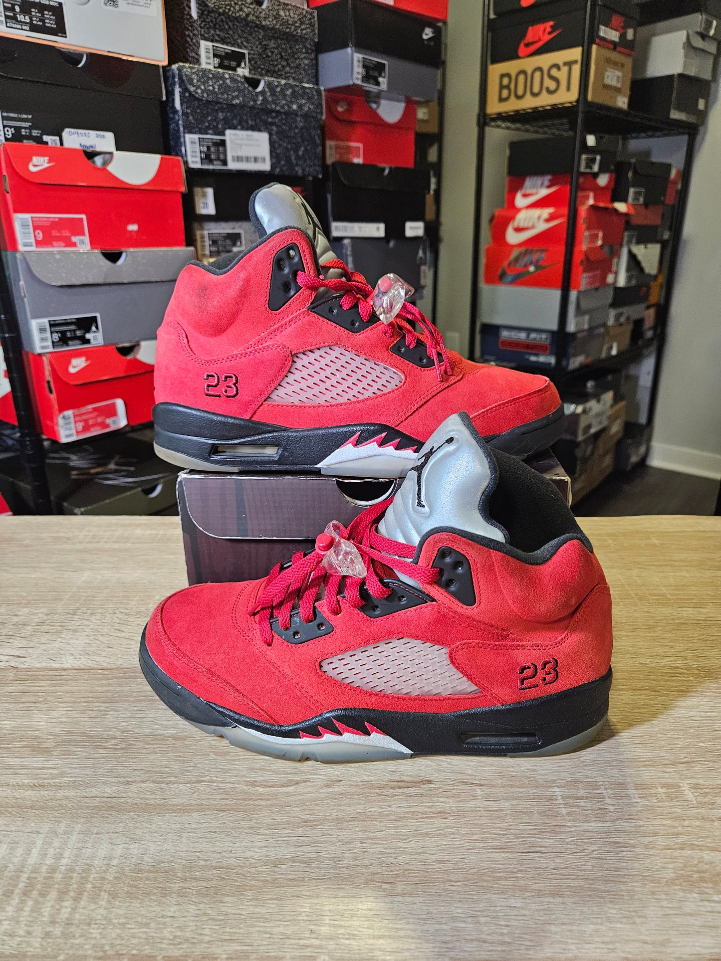 Size 9.5 - AJ 5 Retro Mid Raging Bull