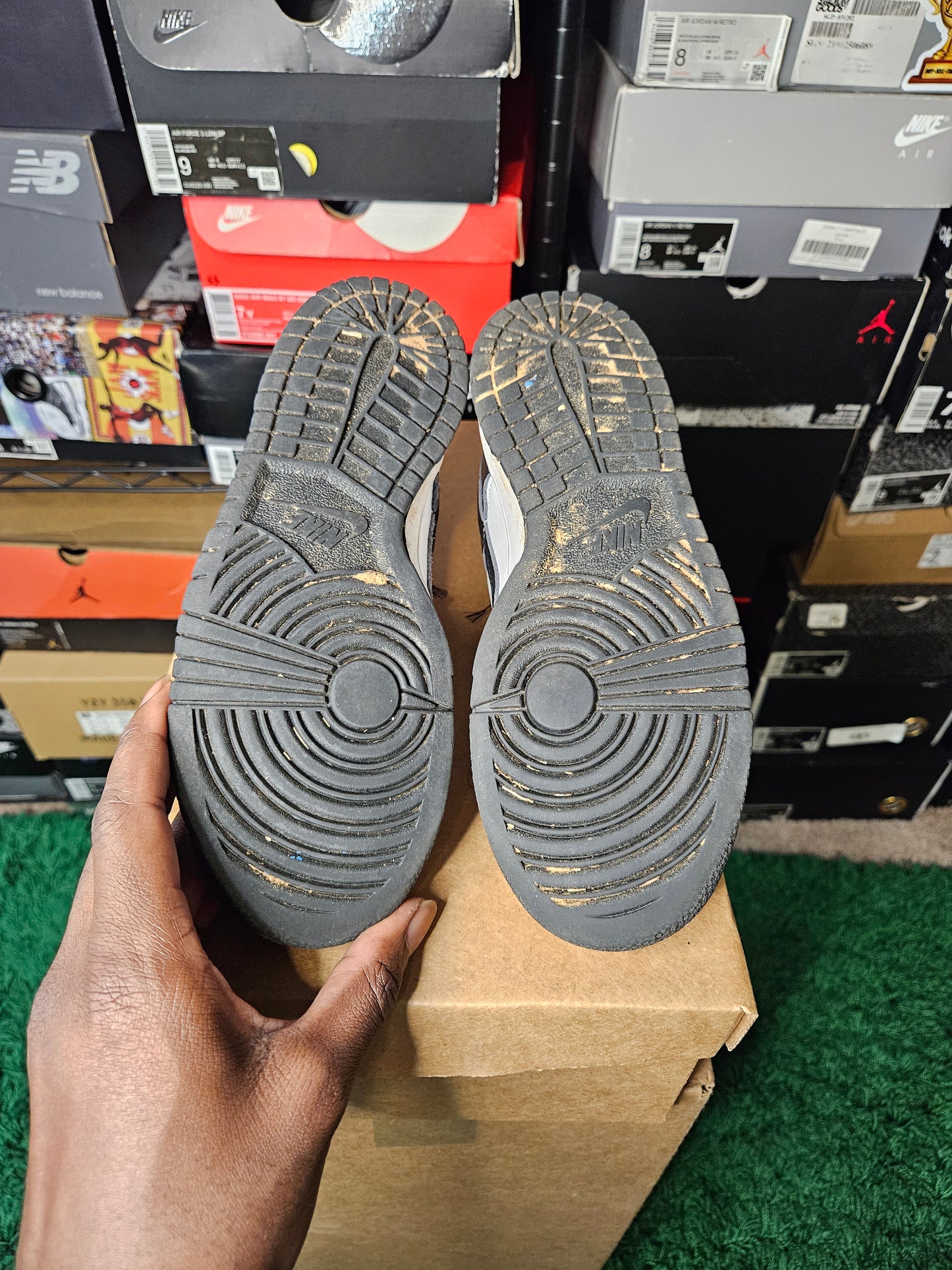 Size 5 (GS) - Dunk Low Panda