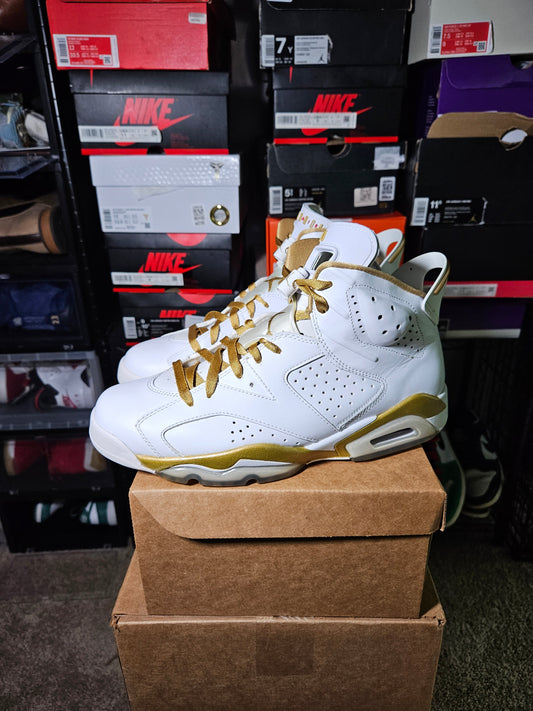 Size 9.5 - AJ 6 Golden Moments
