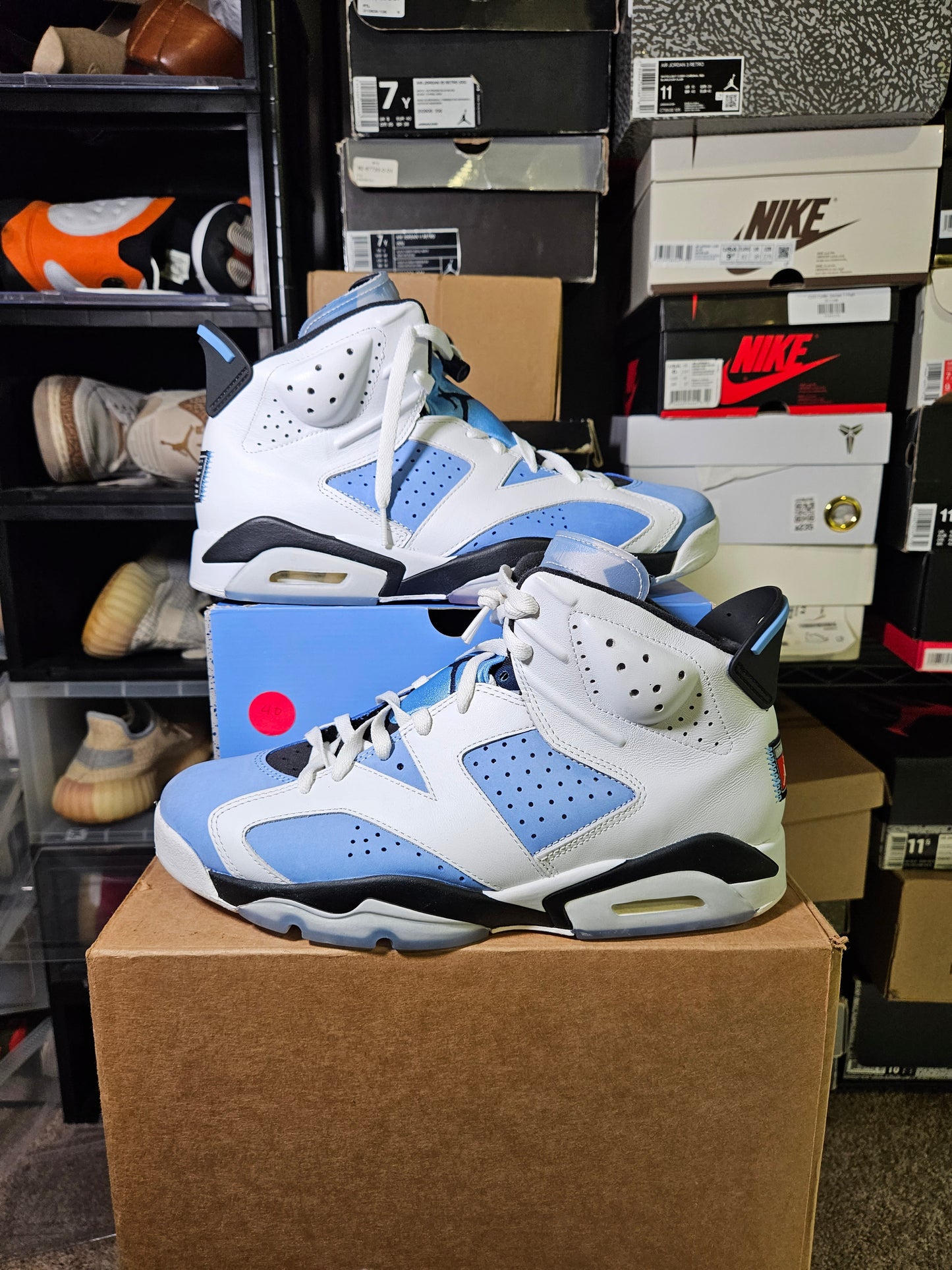 Size 11.5 - Jordan 6 Retro Mid UNC Home