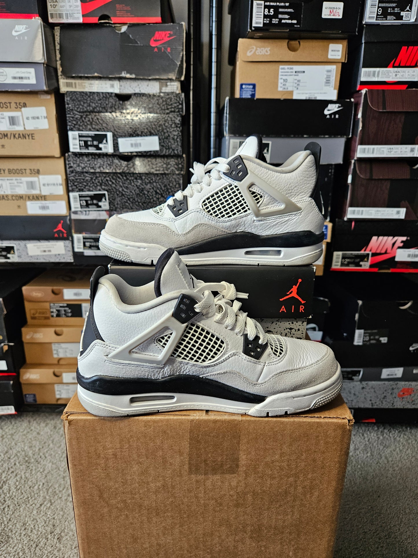 Size 6 (GS) - AJ 4 Retro Mid Military Black