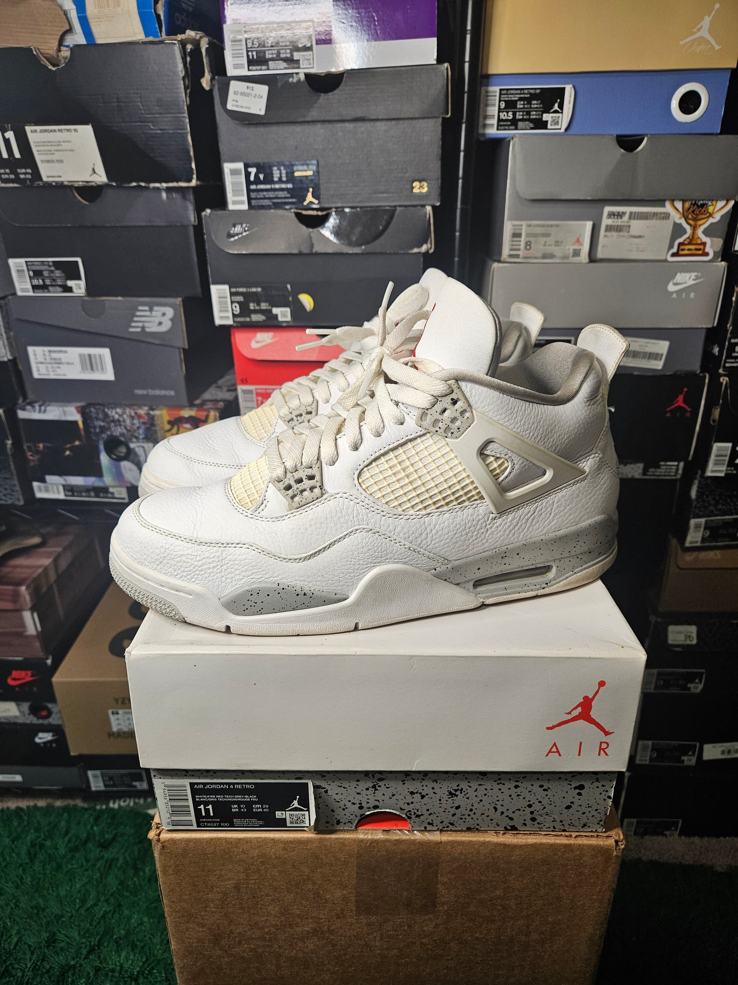 Size 11 - AJ 4 Retro Mid White Oreo