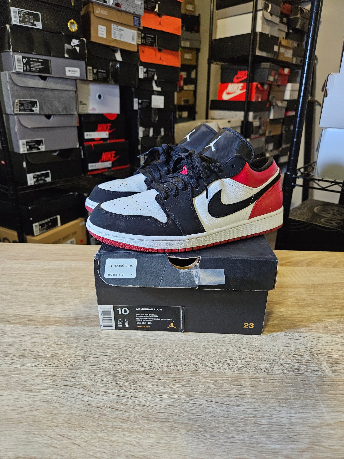Size 10 - AJ 1 Low Black Toe