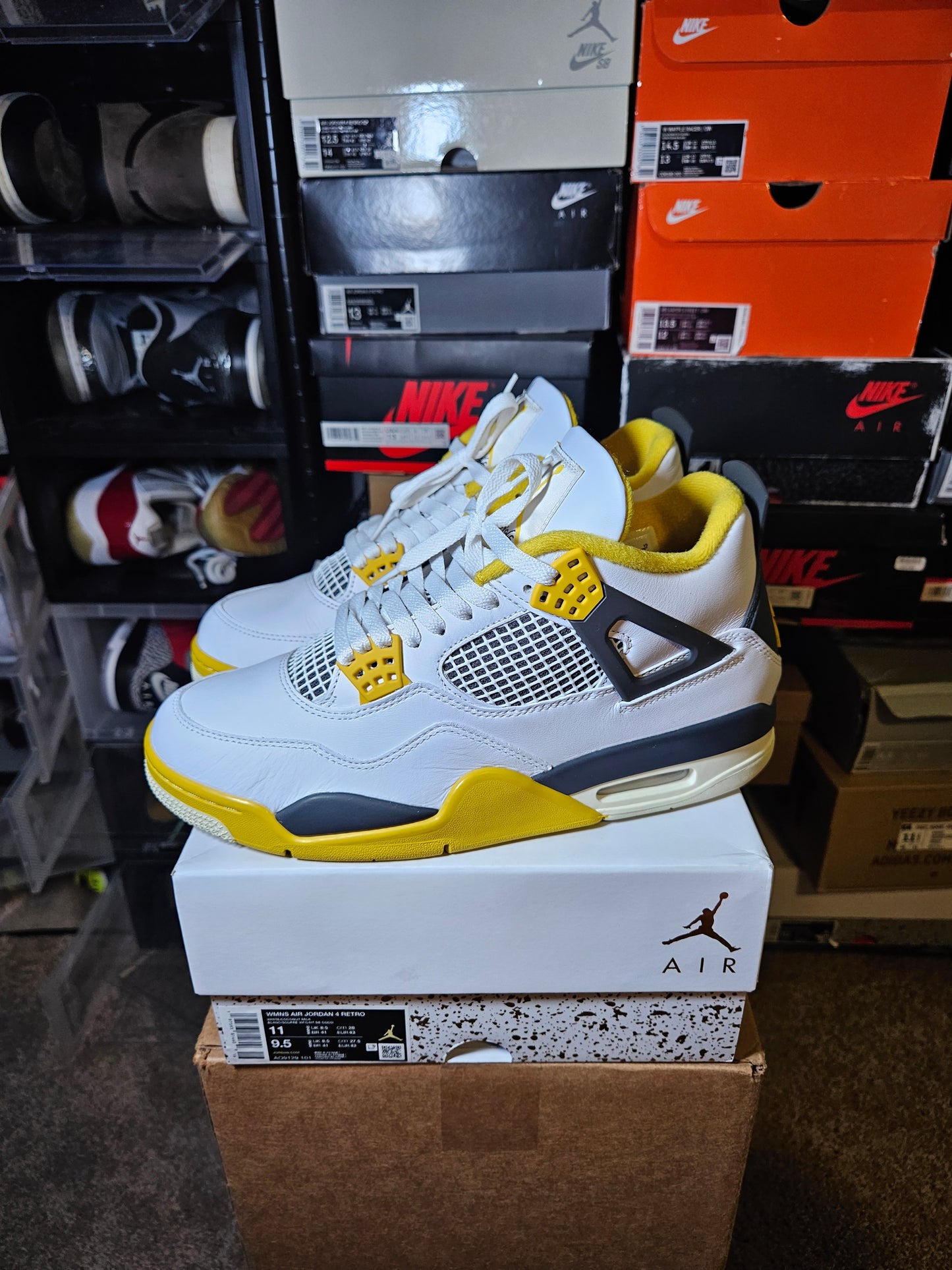 Size 11W/9.5M - AJ 4 Retro Vivid Sulfur