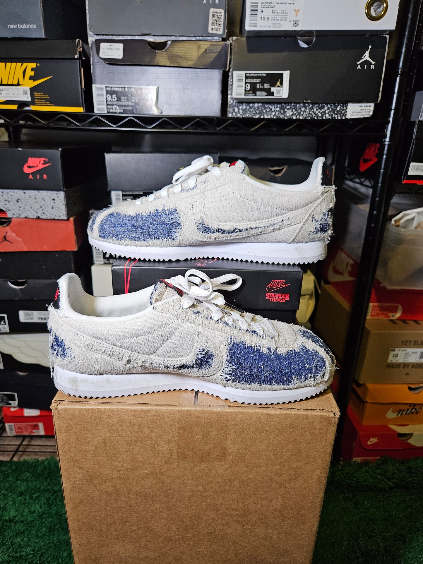 Size 10 - Stranger Things x Classic Cortez QS Upside Down