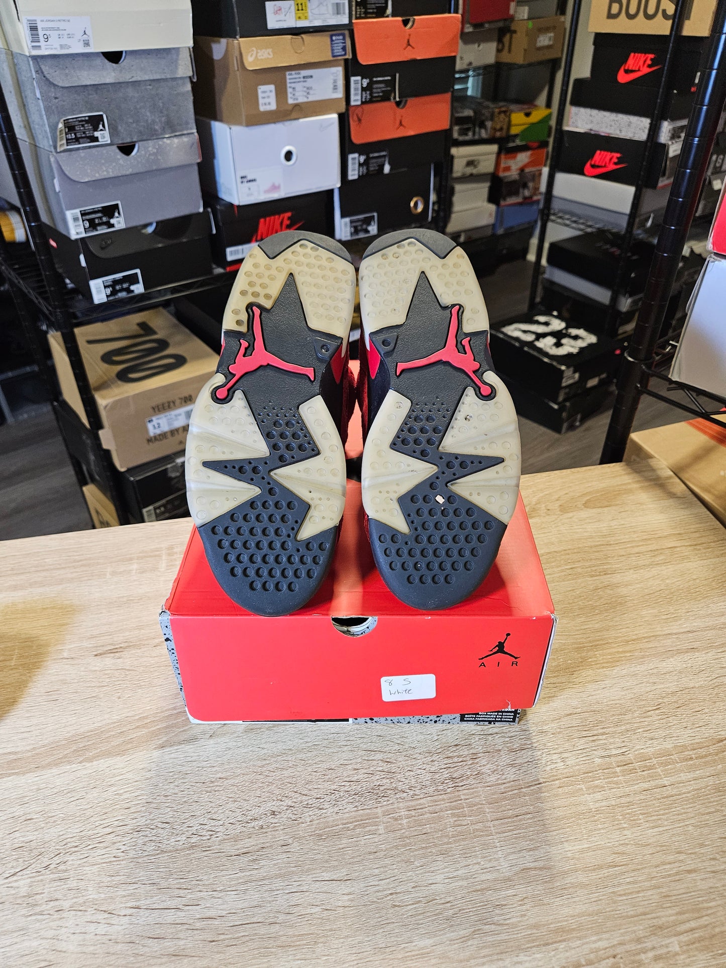 Size 8 - AJ 6 Retro Toro Bravo