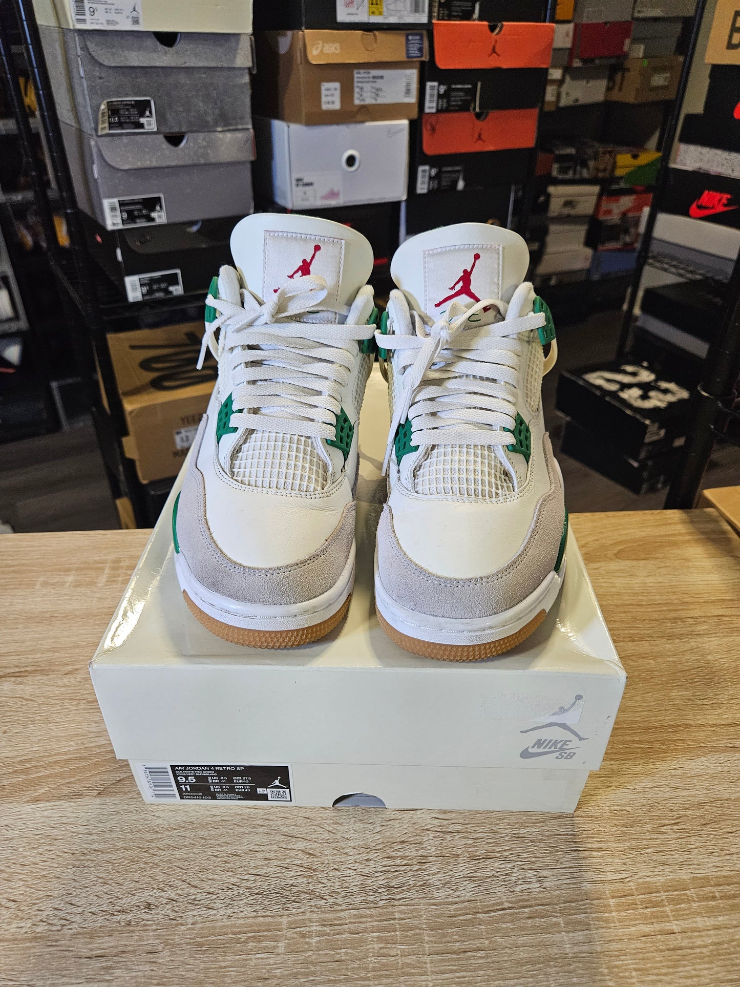 Size 9.5 - AJ 4 Retro SP x Nike SB Mid Pine Green