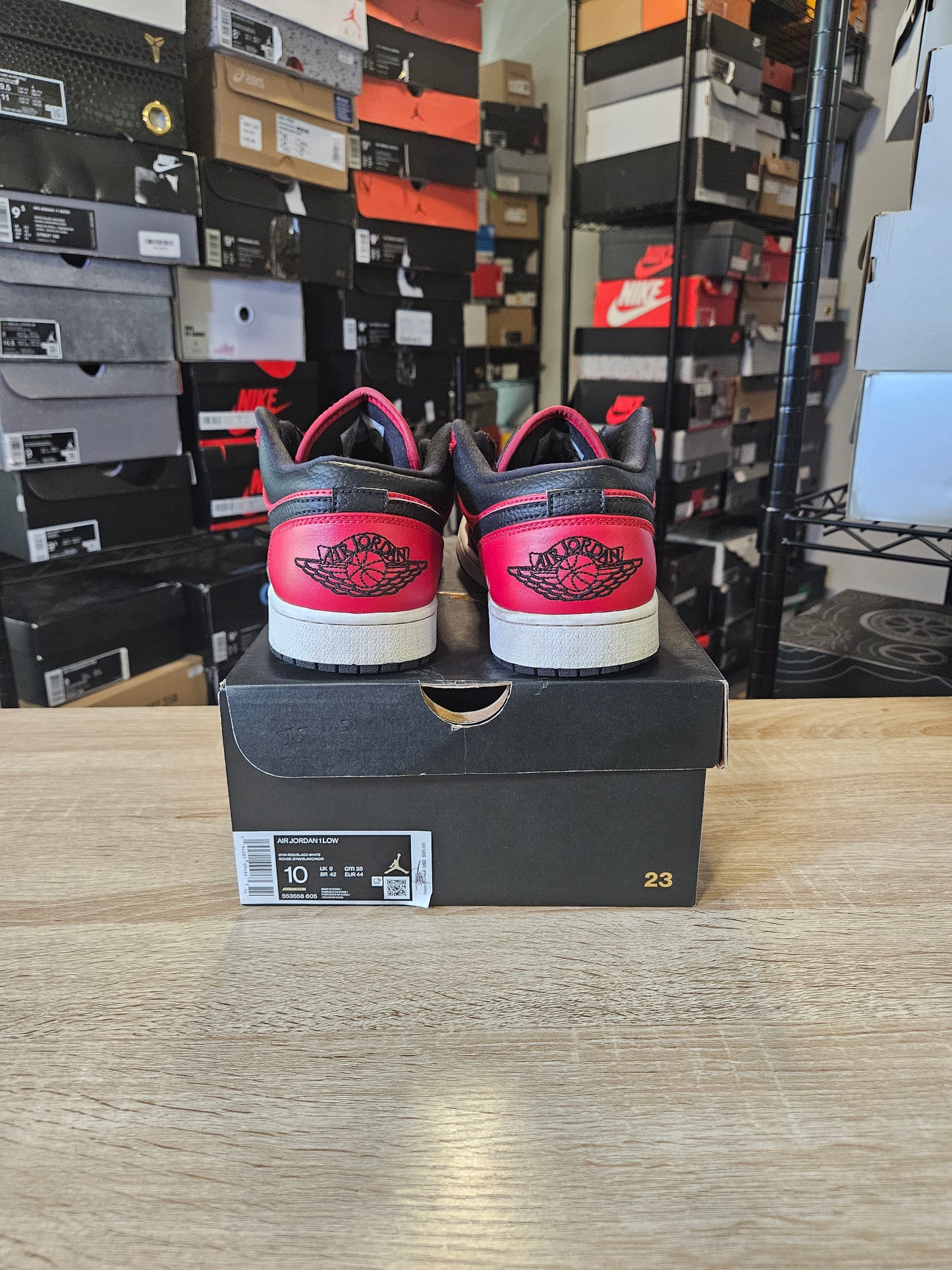 Size 10 - AJ 1 Low Reverse Bred