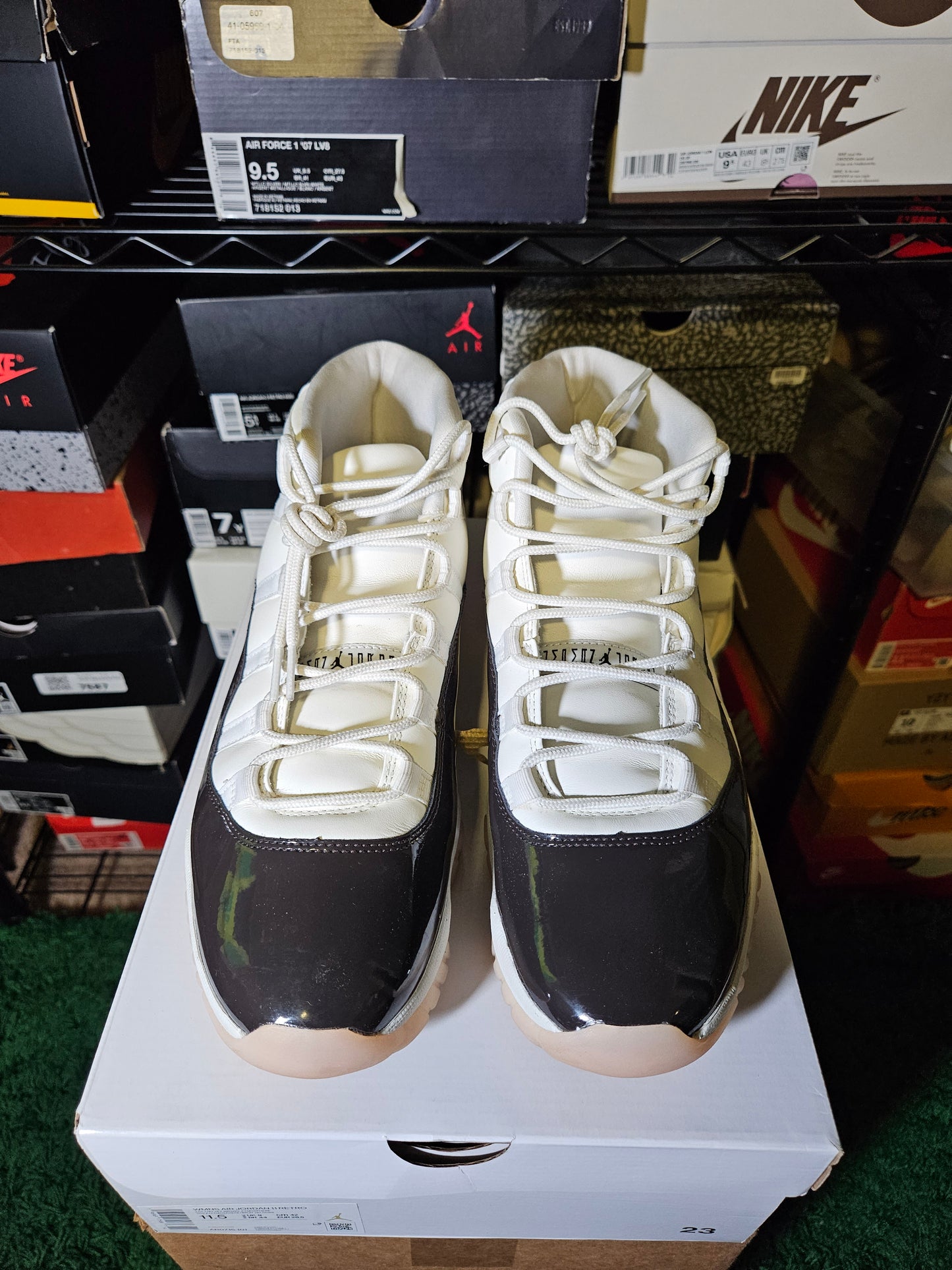 Size 11.5W/10M - Jordan 11 Retro Mid Neapolitan