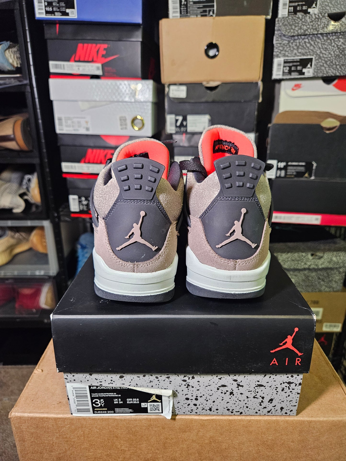 Size 3.5Y - AJ 4 Tuape Haze