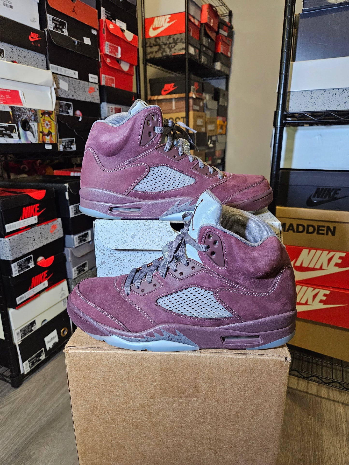 Size 11.5 - AJ 5 Retro SE 2023 Burgundy