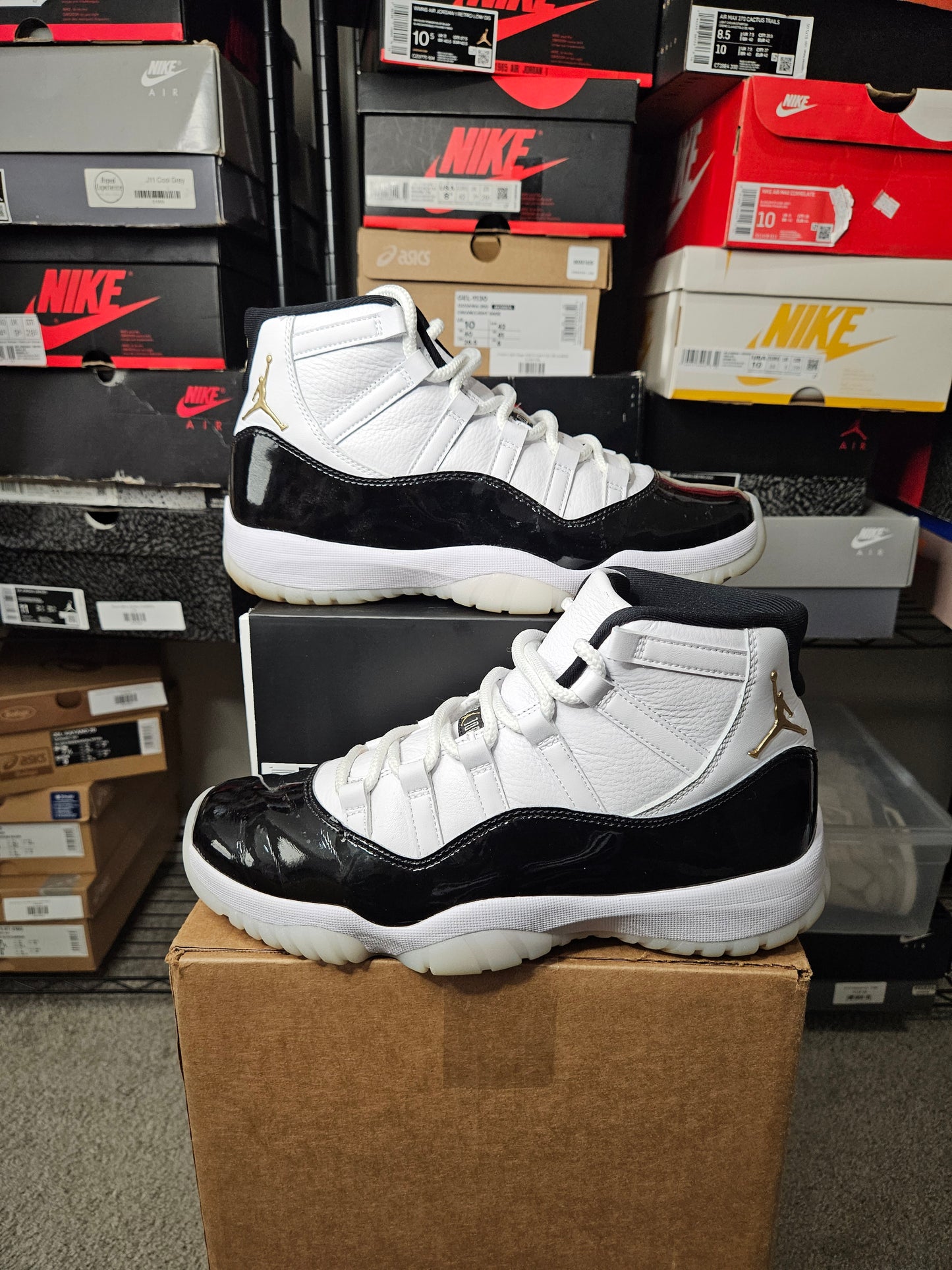 Size 9 - AJ 11 Retro Mid Gratitude / Defining Moments