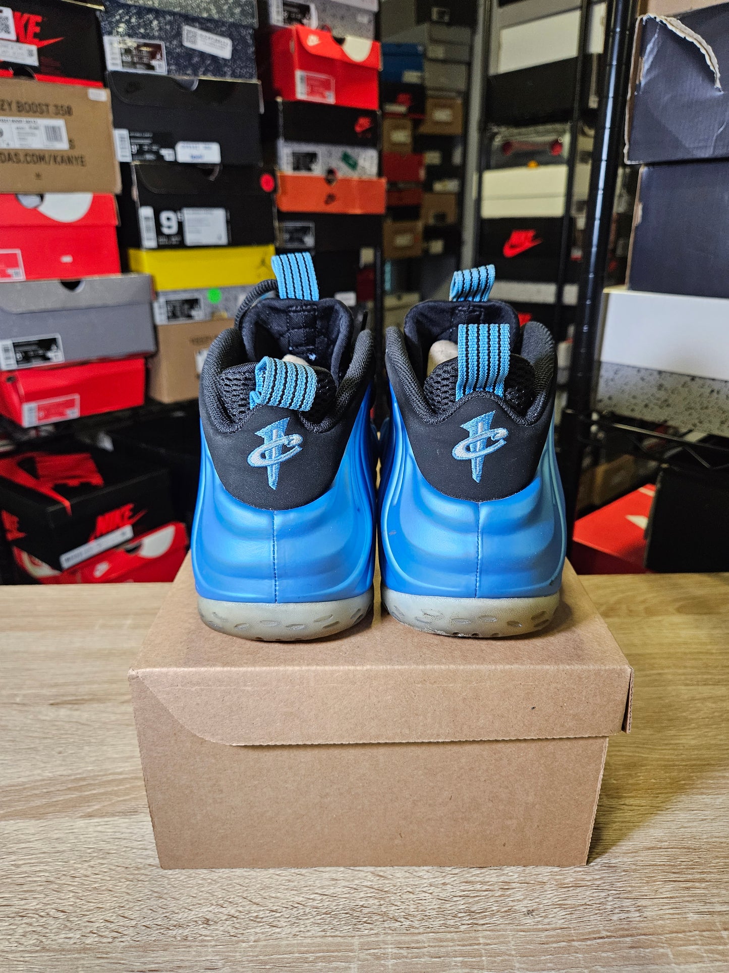 Size 9.5 - Air Foamposite One University Blue