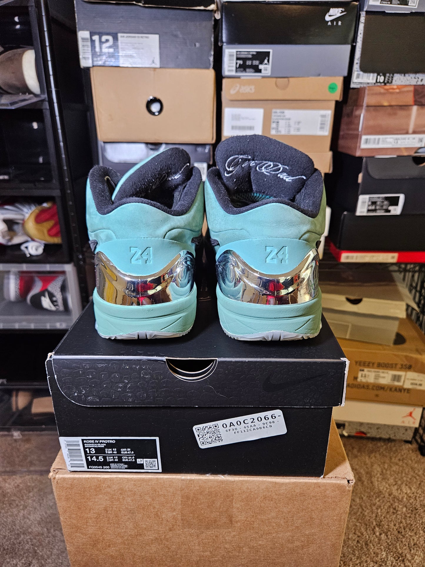 Size 13 - Kobe 4 IV Protro Girl Dad