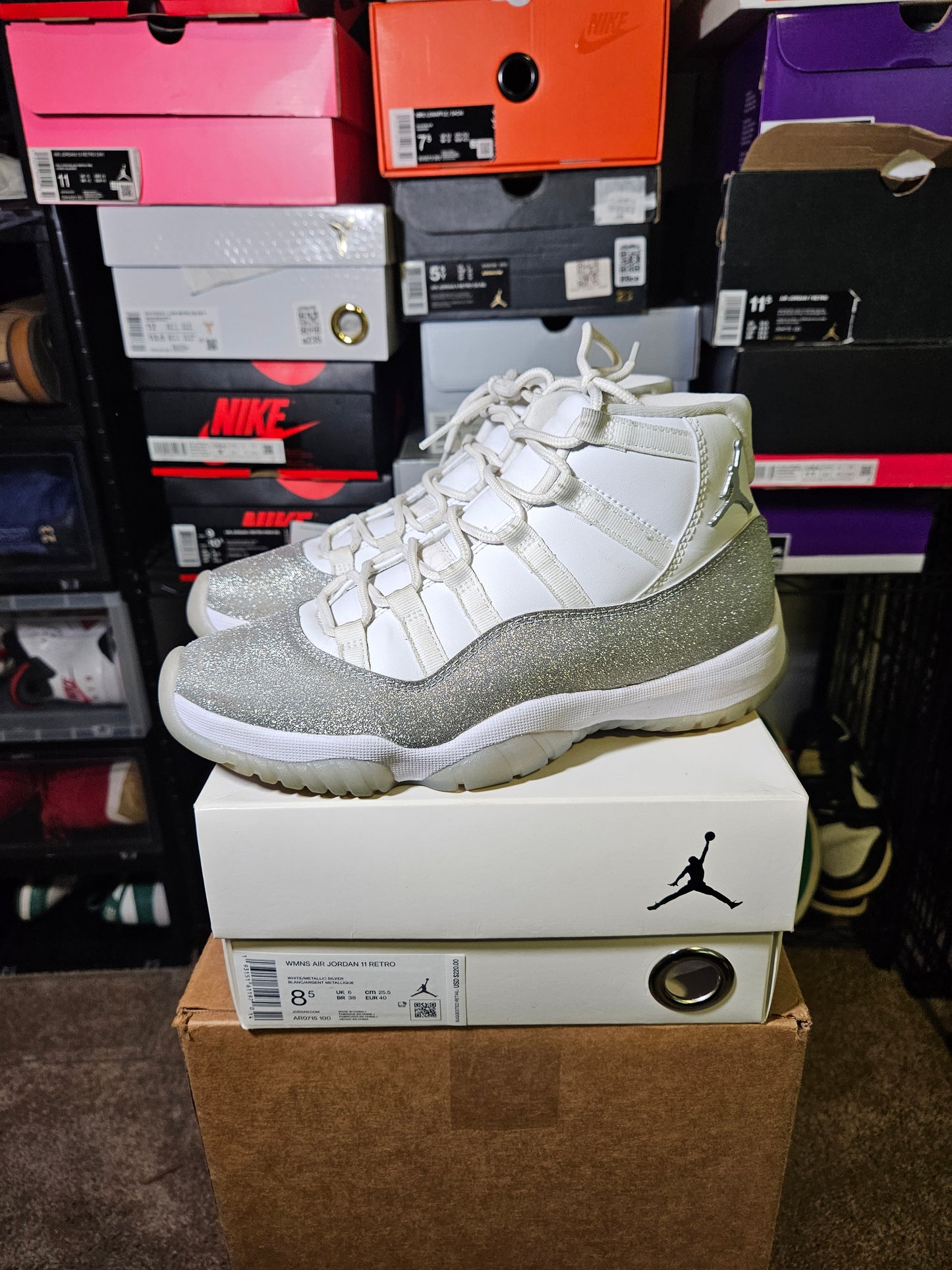 Size 8.5W/7M - Air Jordan 11 Retro Vast Grey