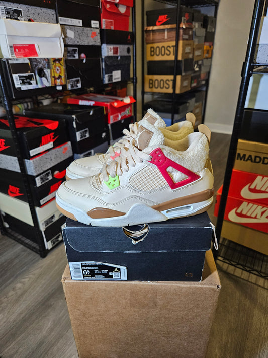 Size 6.5 - AJ 4 Where The Wild Things Are