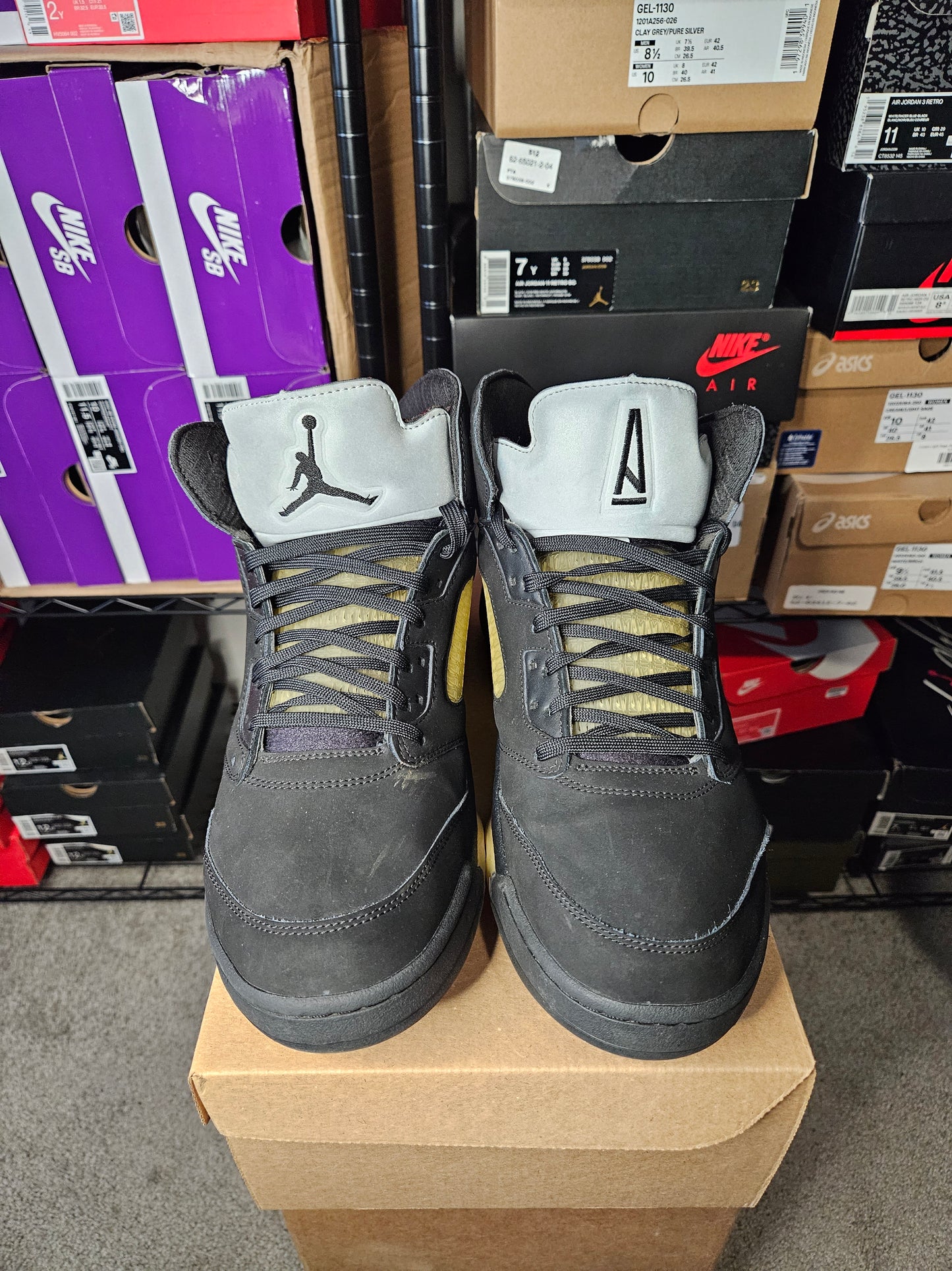 Size 13 - Jordan 5 Retro x A Ma Maniere Mid Dusk