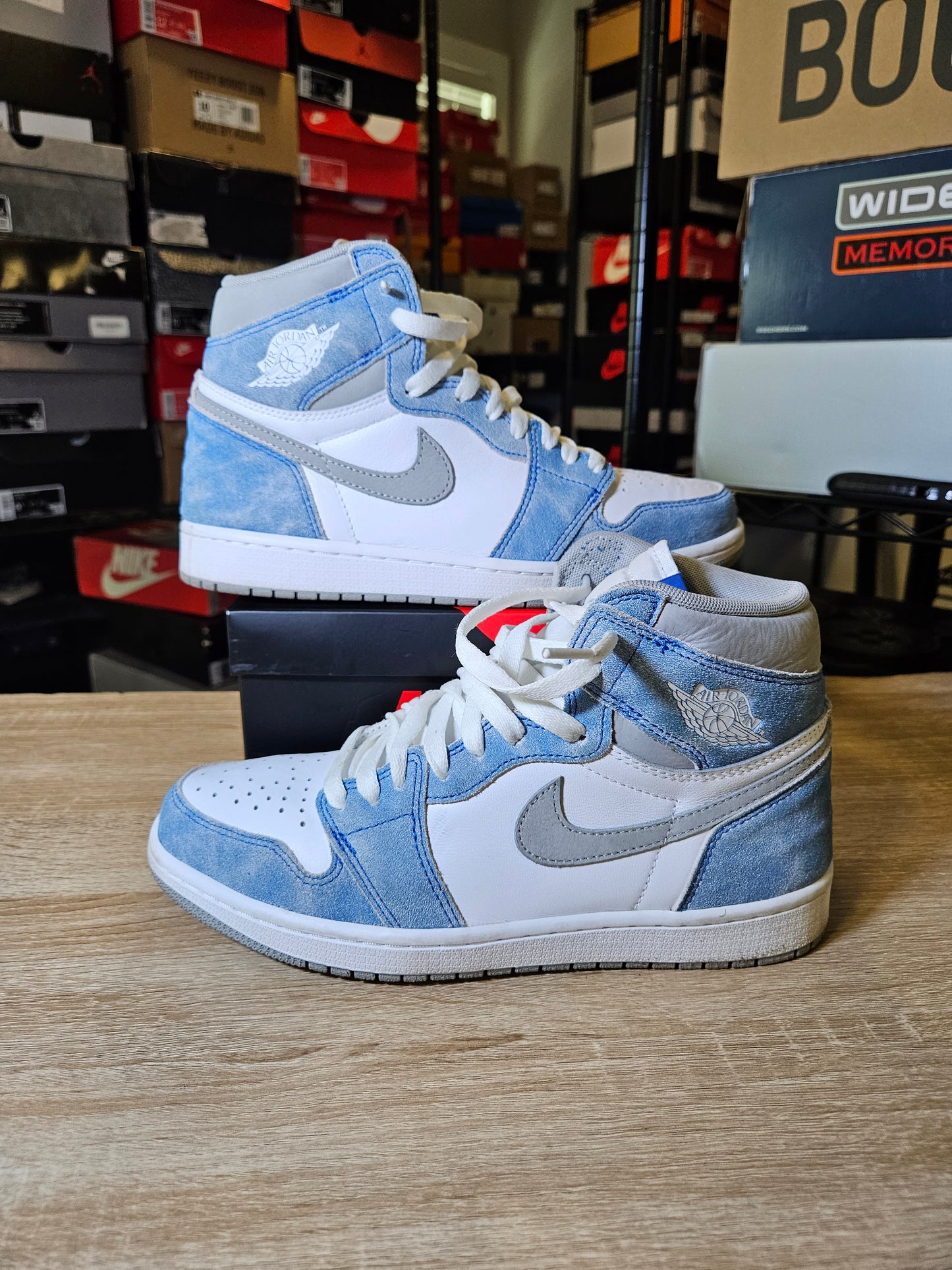 Size 8.5 - AJ 1 Retro OG High Hyper Royal