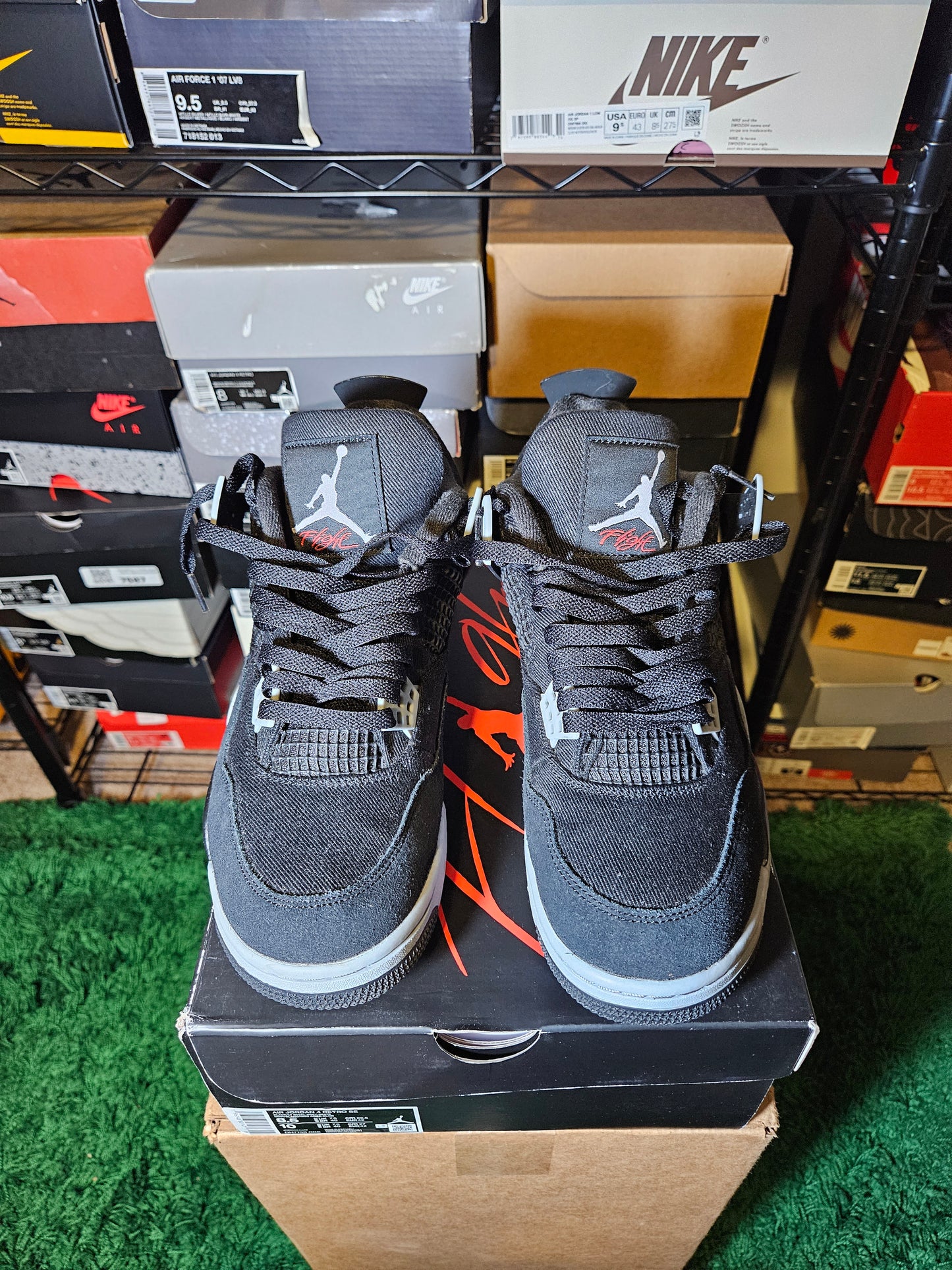 Size 8.5 - AJ 4 Retro SE Mid Black Canvas