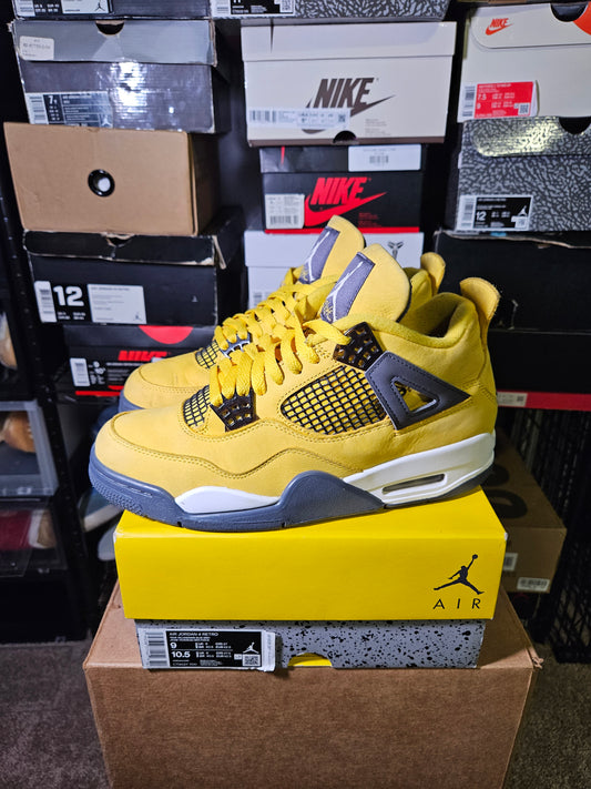Size 9 - AJ 4 Retro Mid Lightning