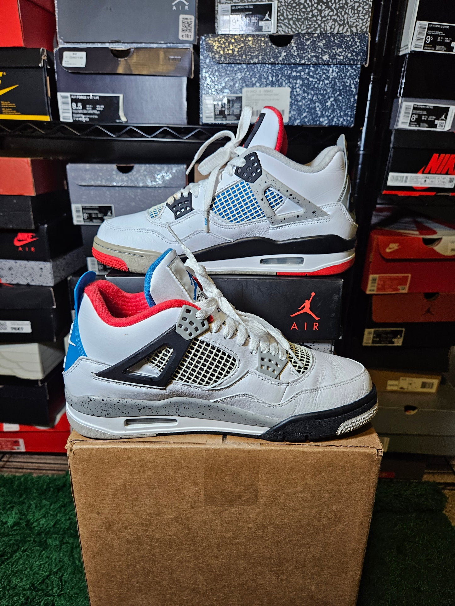 Size 9 - Jordan 4 Retro SE Mid What The 4