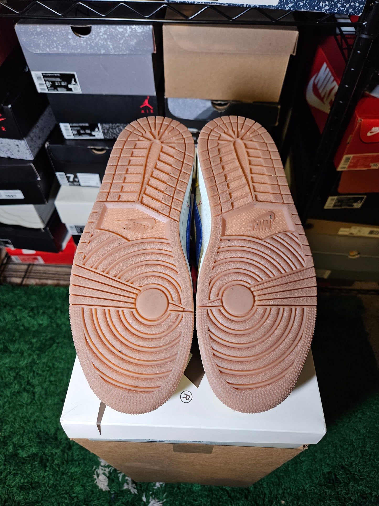 Size 10.5W/9M - Travis Scott x Air Jordan 1 Retro OG SP Low Canary
