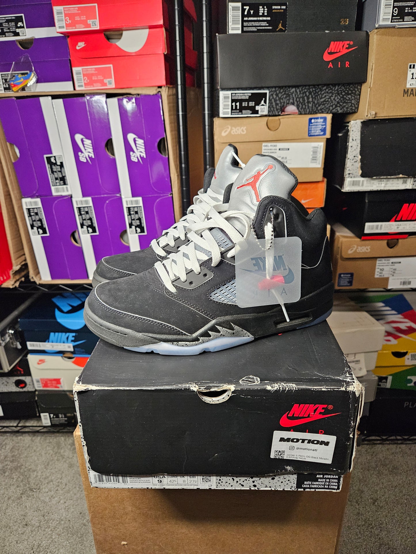 Size 9 - AJ 5 Retro OG Black Metallic Reimagined