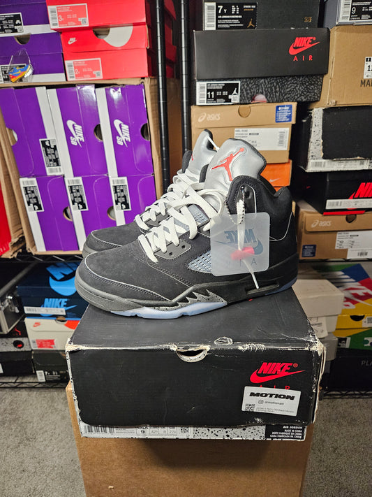Size 9 - AJ 5 Retro OG Black Metallic Reimagined